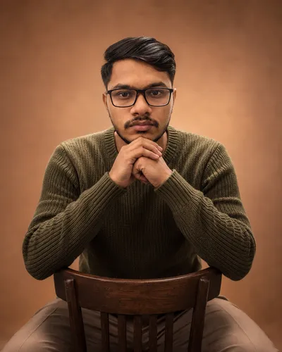 Linkedin headshot profile picture